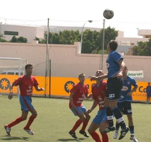 La UD Lanzarote dejó escapar dos puntos en la recta final