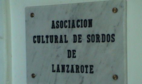 Los derechos de las personas sordas estarán garantizados por Ley