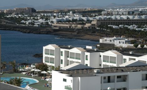 El Supremo confirma la anulación de una licencia para 157 apartamentos en Costa Teguise