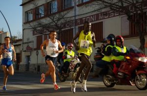 José Carlos Hernández bate un nuevo récord de Canarias en media maratón