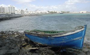 Inés Rojas prevé un aumento en la llegada de menores inmigrantes y los centros de acogida de Lanzarote han superado su capacidad