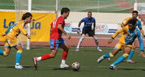 Un Playas sin brillo volvió a ganar a la UD Lanzarote