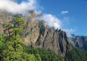 Dos deportistas conejeros se proponen correr 87 kilómetros en La Palma