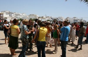 El Ayuntamiento sortea los puestos para el nuevo mercadillo del Charco de San Ginés en medio de la polémica