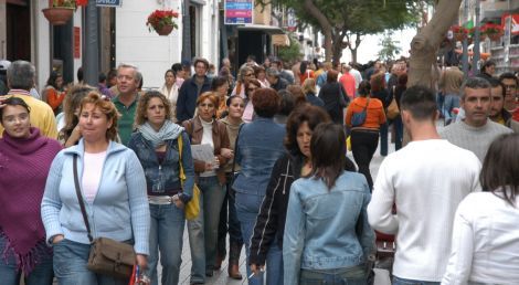 Canarias soporta un 25% de parados más que hace un año