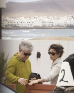 Almodóvar y Penélope en Lanzarote