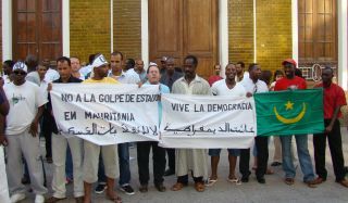 La comunidad mauritana de la isla se manifestó contra el golpe de Estado que sufrió su país