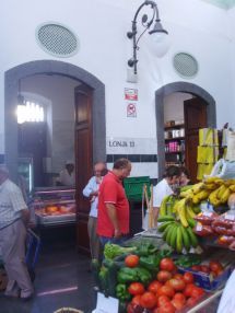 El Cabildo ya está negociando la compra de suelo para poner en marcha el mercado de abastos