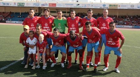 La UD Lanzarote encaja la primera derrota de la temporada al caer por 2-0 ante el filial de la UD Las Palmas