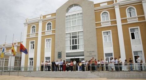 El Cabildo muestra su repulsa por los últimos atentados de ETA