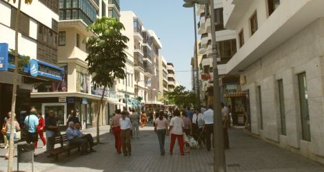 Canarias lidera el 'bajón' en las ventas al por menor durante el último año con una caída del 10,9 por ciento