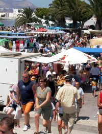 Costa Teguise se promocionará en el mercadillo de La Villa