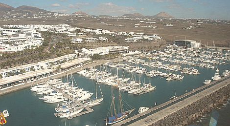 El Paseo de la Moda de Puerto Calero celebra su primera pasarela otoño-invierno