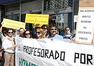 Los profesores lanzaroteños volvieron a concentrarse "por la defensa y mejora de la escuela pública"