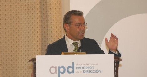 Sanidad informa de que el presidente del Gobierno de Canarias continúa con una evolución favorable