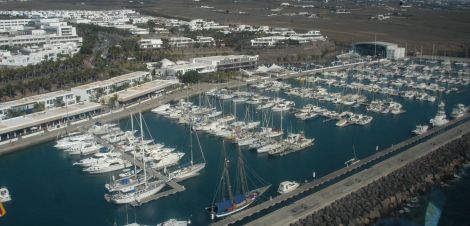 Rubén Acosta trae a Puerto Calero la exposición Polis