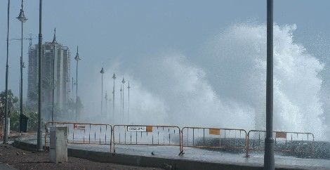 Canarias en alerta amarilla por fenómeno meteorológico adverso en el mar