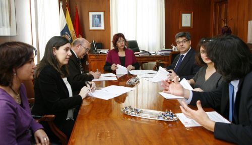 El Cabildo firma un convenio para la recogida de residuos eléctricos