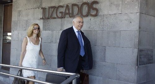 Fernández Camero declara durante más de tres horas como imputado por la presunta trama de las licencias ilegales