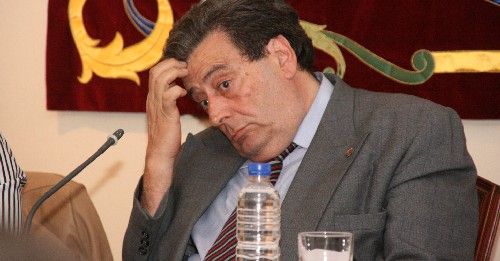 El alcalde de Arrecife afirma que hay "un oscurantismo" en torno a la distribución de los 3.500 kilos de comida