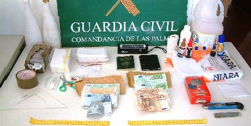 Detenidas dos personas por intentar estafar a varios empresarios de Arrecife