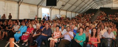 Los mayores celebran las fiestas de San Ginés con humor y bailes