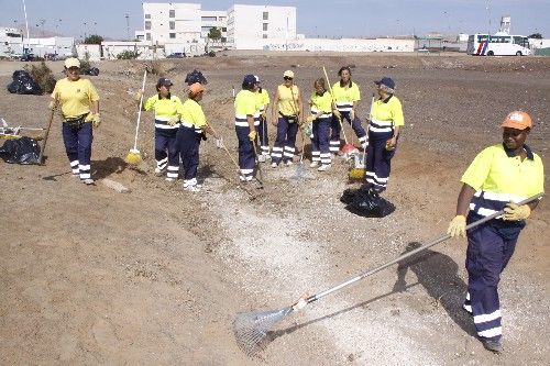 La concejalía de limpieza retira más de 29.000 Kilos de basura en un mes