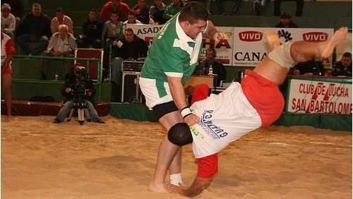 El CL Playa Honda se coloca líder del Torneo Isla de Lanzarote de Lucha Canaria