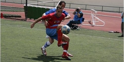 Jotha y Richard vuelven a la convocatoria tras cumplir un partido de sanción