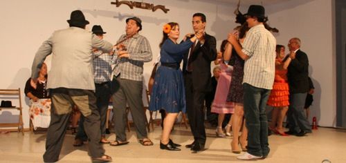 El Baile del candil da el pistoletazo de salida a las fiestas de Las Breñas