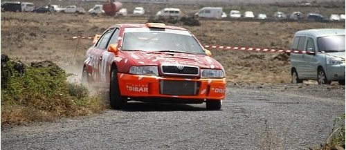 Jesús Machín continúa con su hegemonía y se apunta la victoria en el Rallysprint Tomás Viera