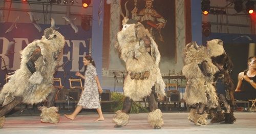 Noche de tradiciones canarias en el XXI Festival de los Campesinos