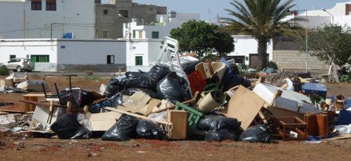 El Ayuntamiento de Arrecife sancionará a los dueños de los solares que incumplan las normas de limpieza y seguridad