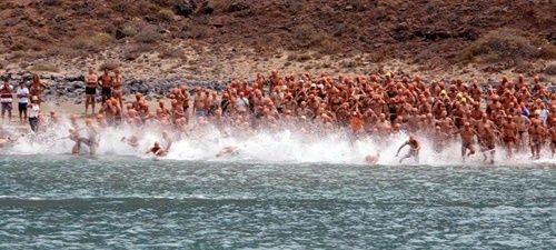 Enhamed Enhamed culmina con éxito la travesía de El Río en Lanzarote