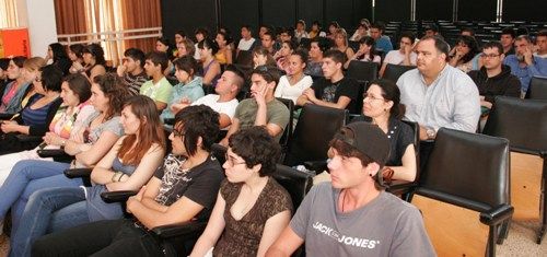 Alumnos de la ESO aprenden cómo prevenir el acosos escolar