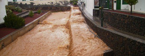 Yaiza solicitará al Consejo Insular de Aguas el acondicionamiento del barranco de Playa Blanca