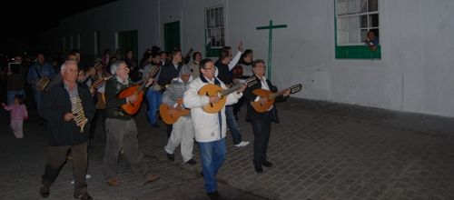 Tapeando con parrandas por Teguise