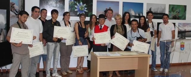 Joel Delgado, en la entrega de diplomas del curso de Fotografía en la Naturaleza: "¿Quién ha dicho que Arrecife es feo?"