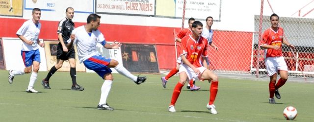 La UD Lanzarote recupera el liderato de la Tercera División