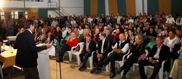 Paulino Rivero arropa a Leonardo Rodríguez en su proclamación como candidato a Yaiza por CC