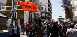 Alternativa Ciudadana paseó a "la corrupción" por la Calle Real