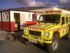 Emerlan rescata del mar a un turista con síntomas de ahogamiento en La Graciosa