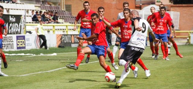 Duro castigo el recibido por la UD Lanzarote (4-0)