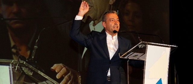 Rivero anuncia que CC tomará la iniciativa para gobernar Canarias con un proyecto "que responda a nuestras expectativas"