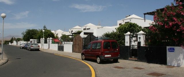 La Agencia de Protección del Medio Urbano y Natural ordena demoler parcialmente 14 chalés en La Bufona