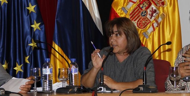 PIL y PNL cierran un pacto de gobernabilidad en el Ayuntamiento de Yaiza, que convertirá  a Gladys Acuña en alcaldesa