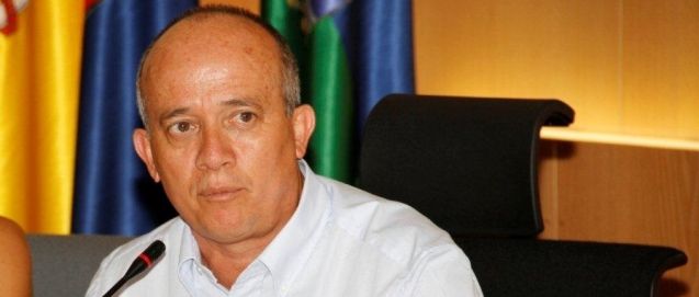 José Francisco Hernández: Tías no podrá aprobar su presupuesto de 2011 hasta que no haga frente al pago de tres sentencias