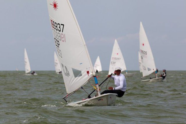 Kevin Cabrera conquista el subcampeonato del Europeo de Láser 4.7