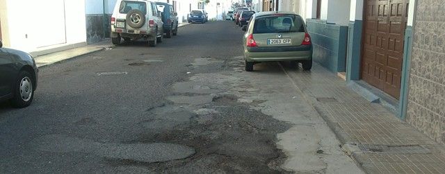 Baches en la calle Jacinto Benavente