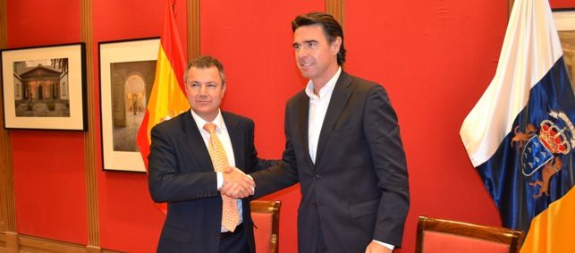 El PP y el CCN sellan un pacto de cara al 20-N